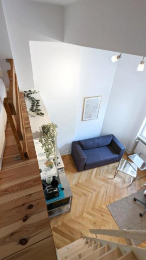 Central, cozy, designed 1-BR Apt at Akazienkiez